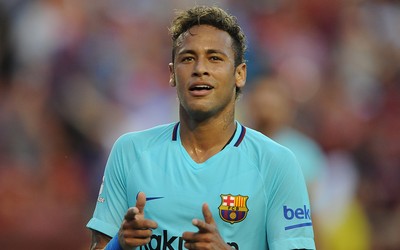 米兰电竞独家-乌克兰队客场虫帽子戏法